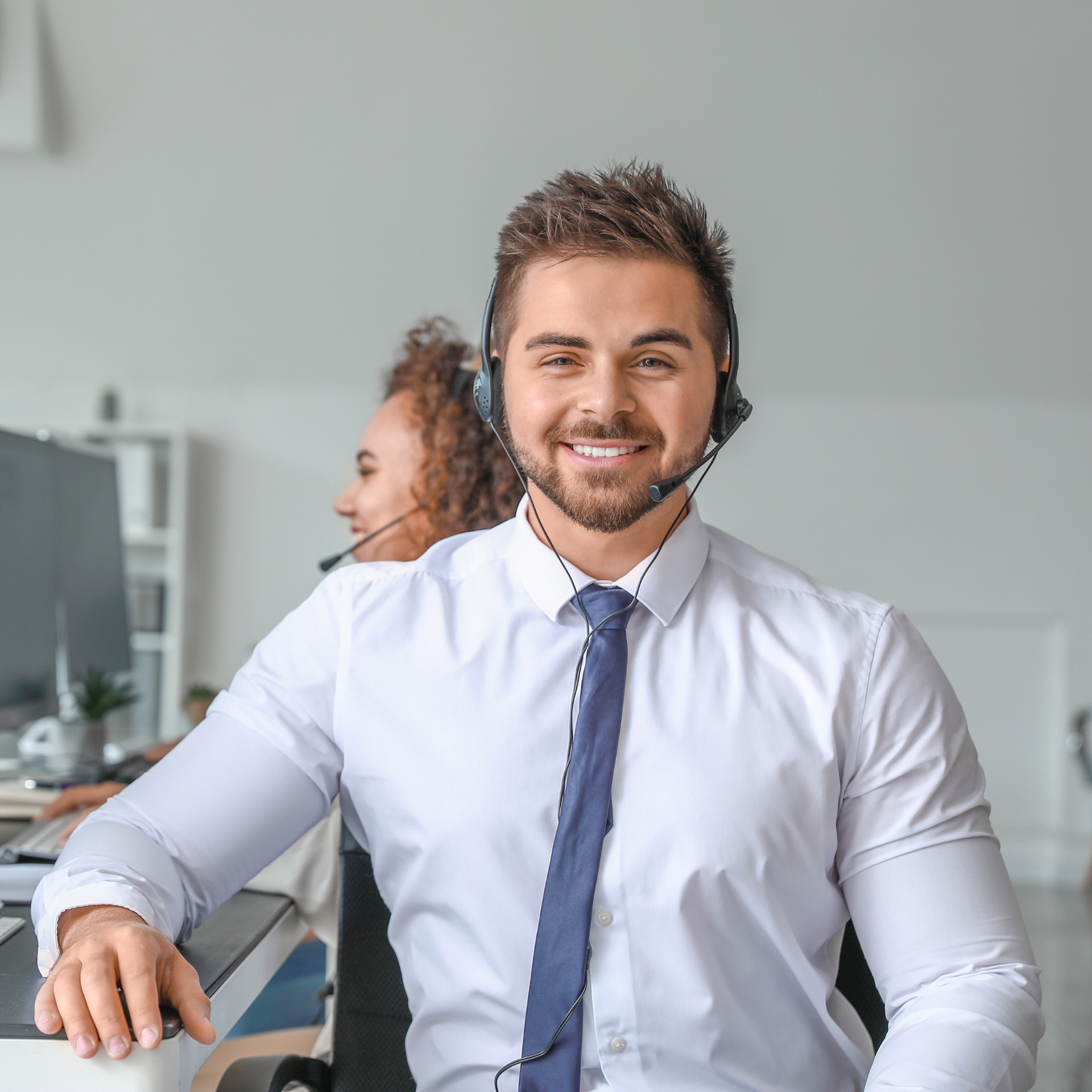 Kundenmitarbeiter der Disposition für den Autotransport